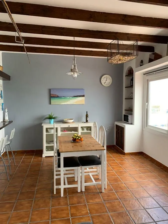Villa Casa El Charco à Orzola Hébergement de vacances